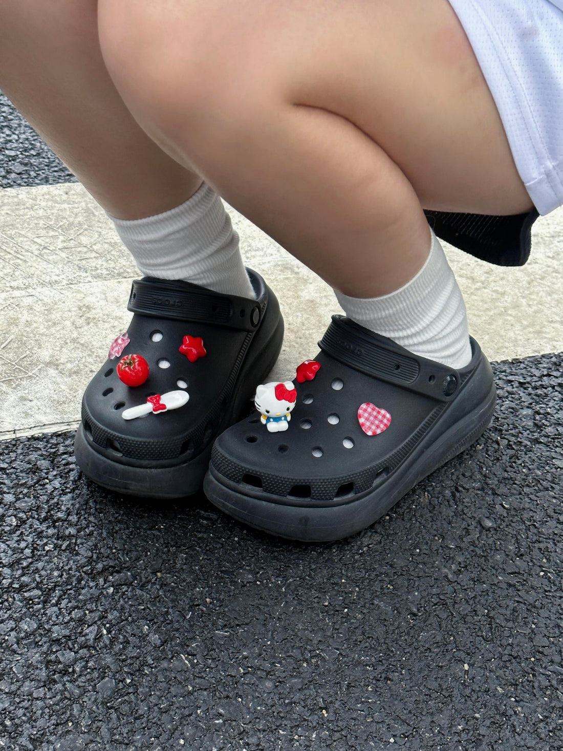 Crocs HELLO KITTYS black