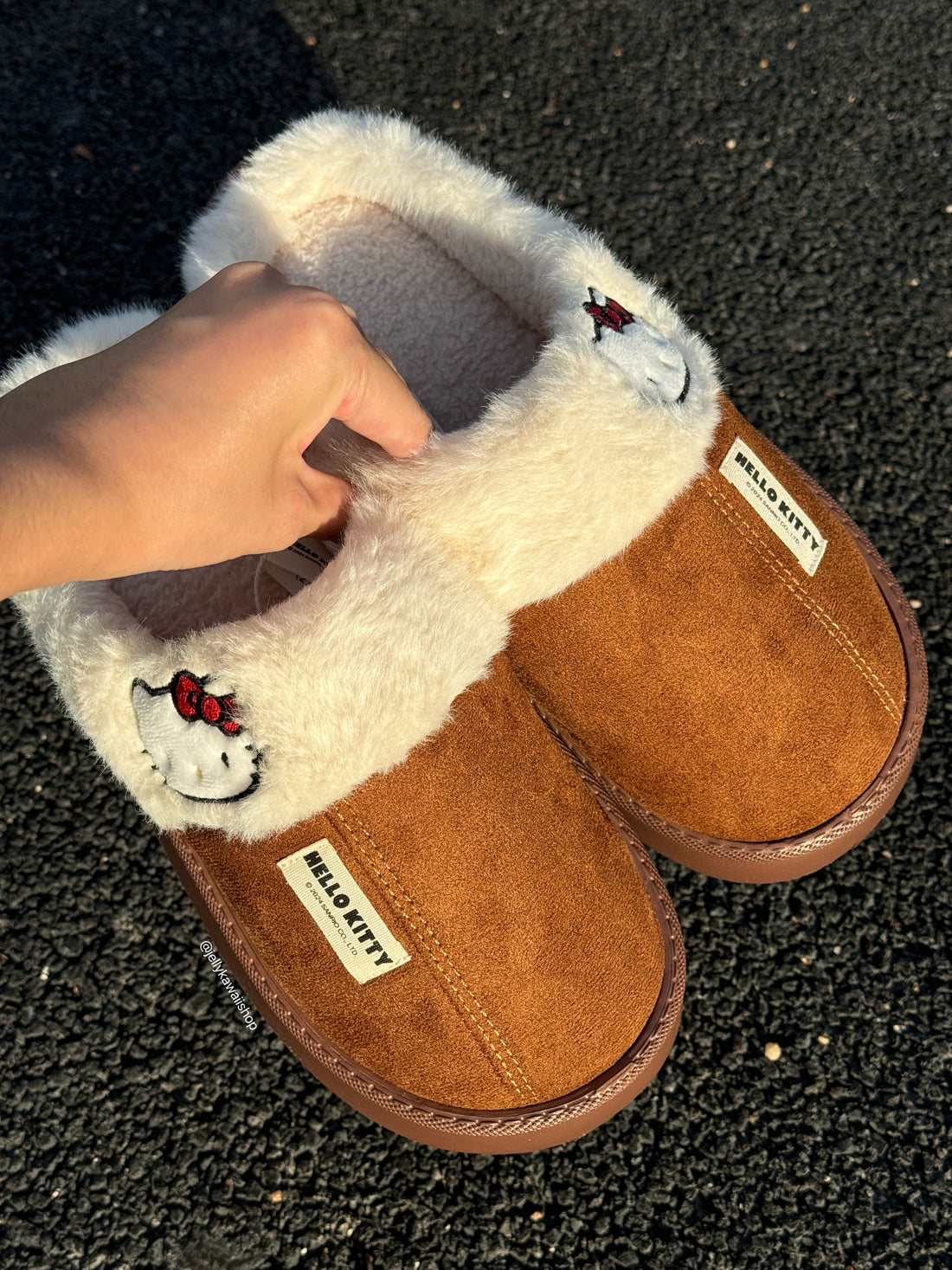Chaussure en laine HELLO KITTYS beige